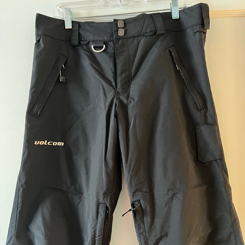 Black Volcom Thermonite Snowboard/Ski Pants